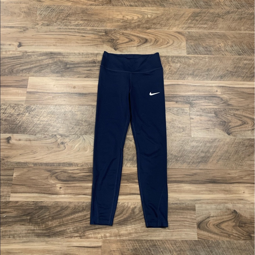 Navy Nike leggings